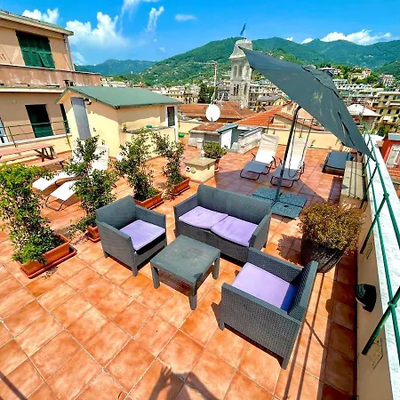 Mazzini Chiosco Vicino A Portofino